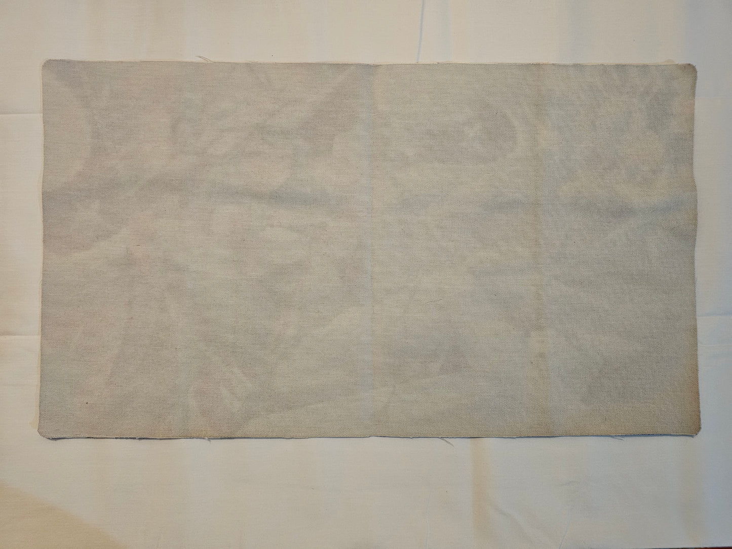Rilliona, the Magistus of Verre Cloth Playmat