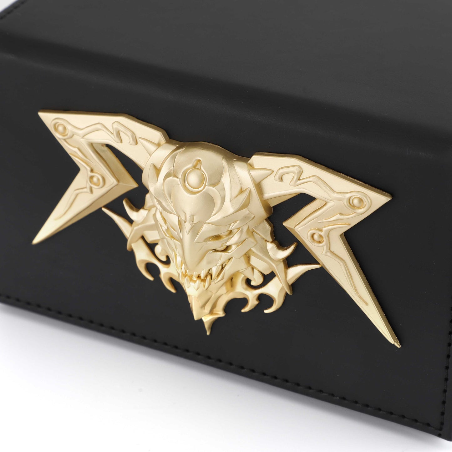 Mana Moon - Amanda Lapalme Vasto Lorde Ichigo x Golden Eldlich Leather Deck Box